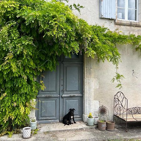 Bed and Breakfast Le Loriot Champagne-et-Fontaine Exterior foto